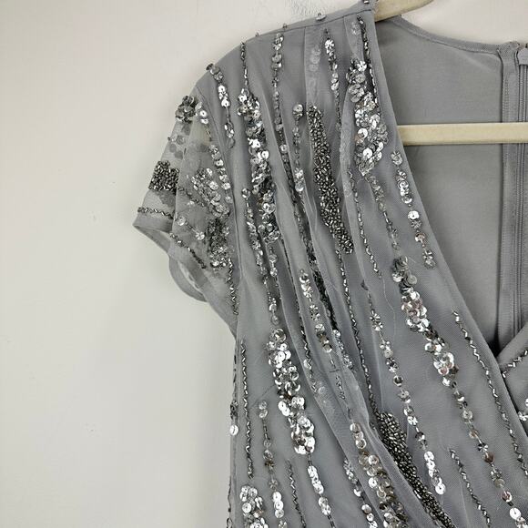 Adrianna Papell Beaded Sequin Top Silver Party Glam Festive Holiday US 2 NWT - Picture 11 of 12